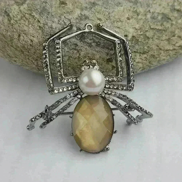 Rare Napier spider rhinestones brooch Silver tone with fuax pearl brown … - Picture 2 of 10